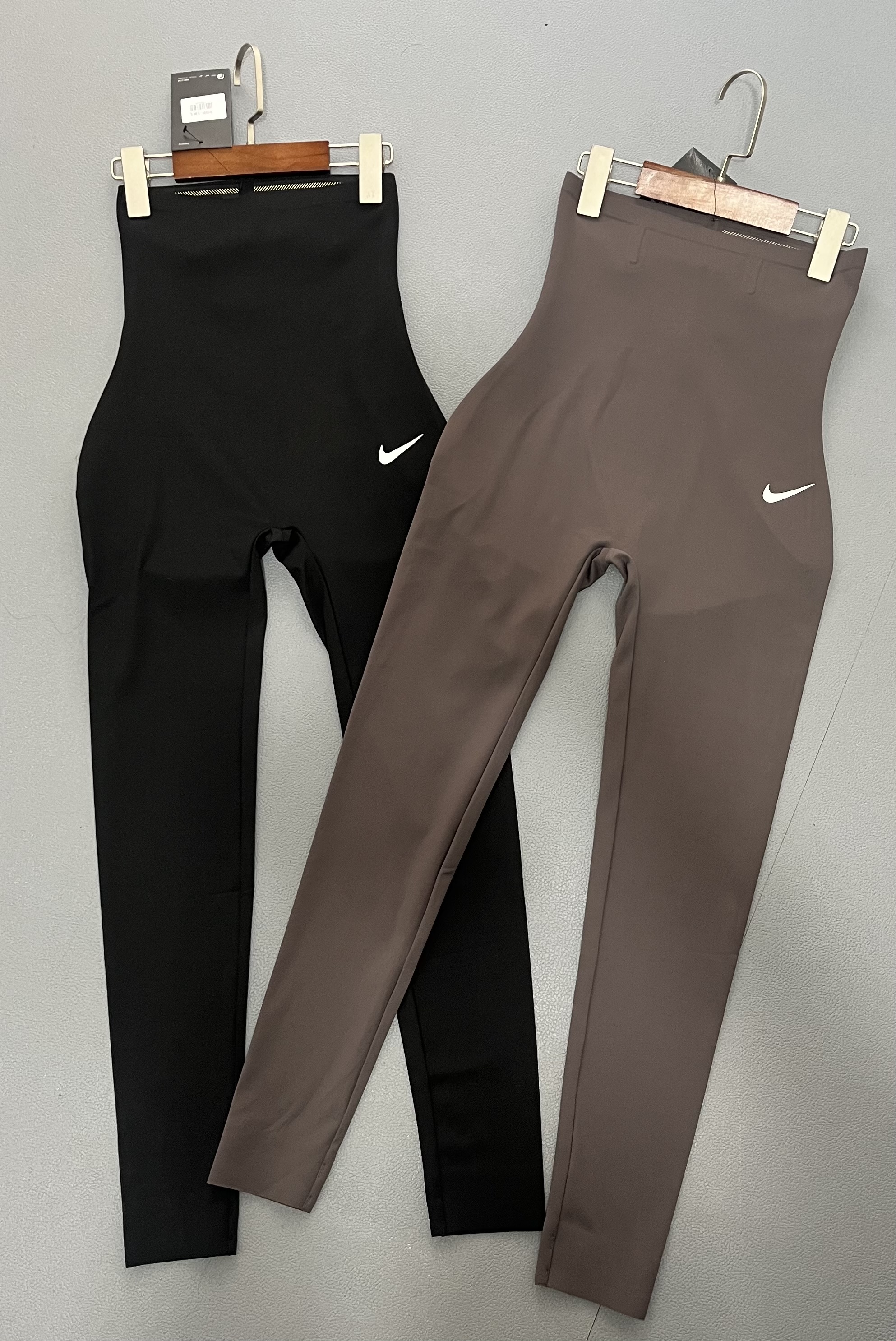 قهوه ای/مشکی